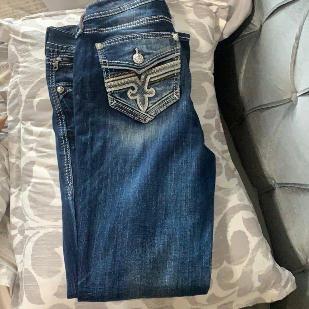 ROCK REVIVAL STRAIGHT JEANS